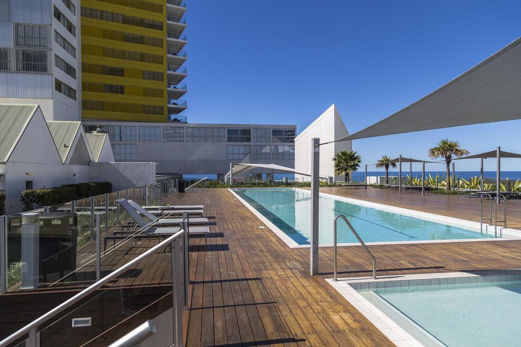 Ultiqa Air On Broadbeach Gold Coast Eksteriør billede