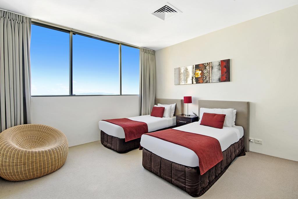 Ultiqa Air On Broadbeach Gold Coast Eksteriør billede