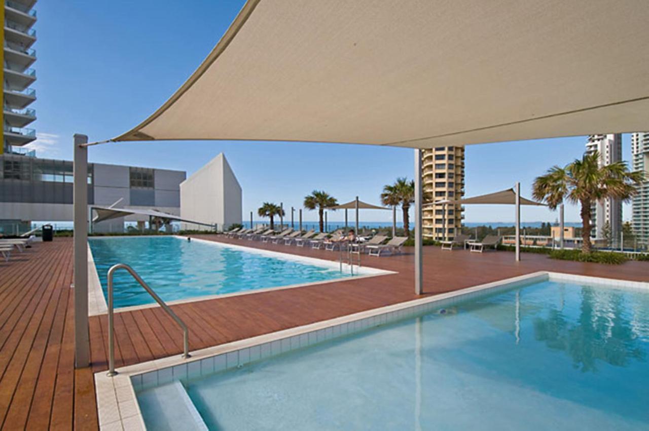Ultiqa Air On Broadbeach Gold Coast Eksteriør billede